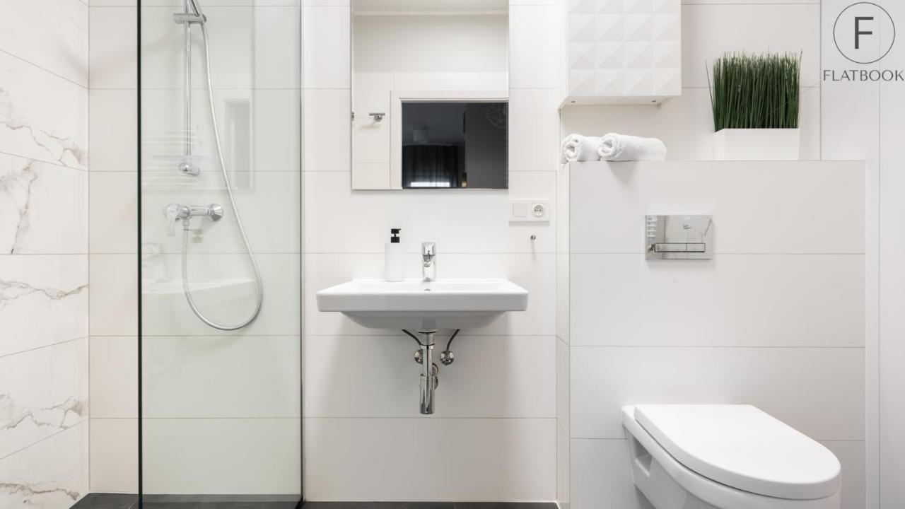 Flatbook - City Center Spa Apartments Torunska Гданск Екстериор снимка