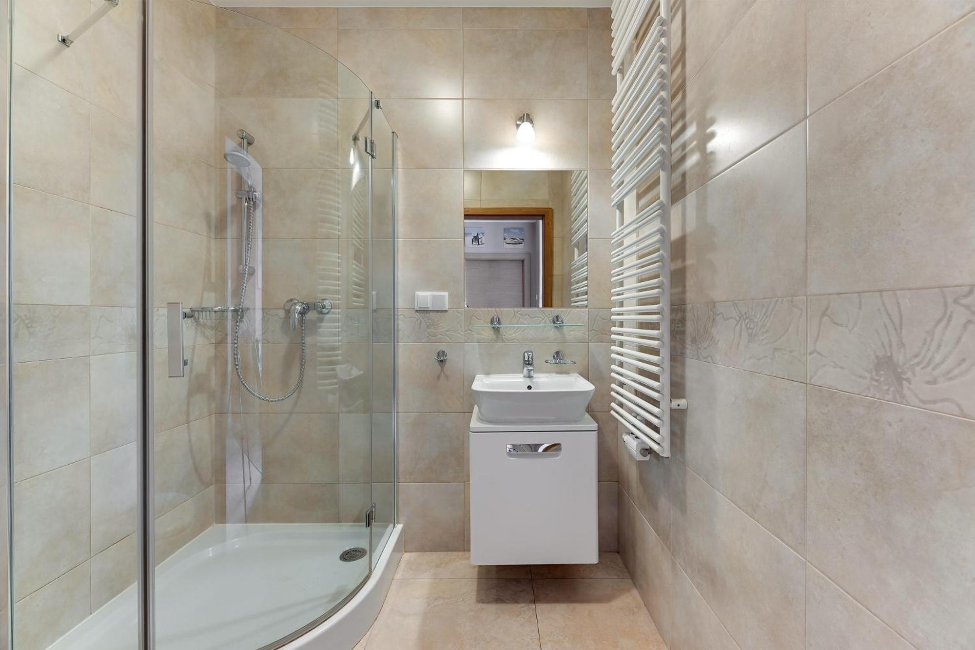 Flatbook - City Center Spa Apartments Torunska Гданск Екстериор снимка